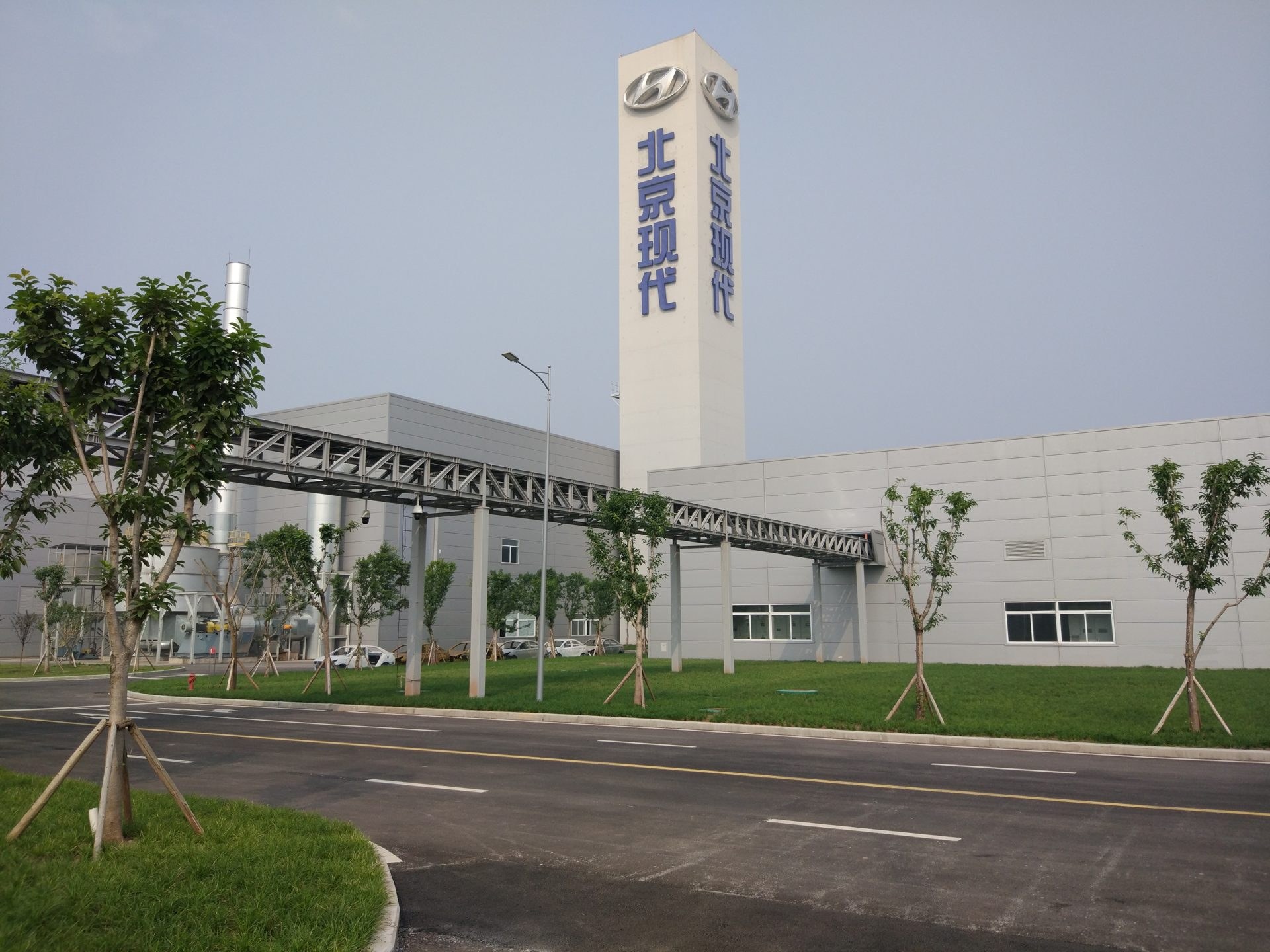 Beijing Hyundai 5th Factory Chongqing, China — interior by HDG