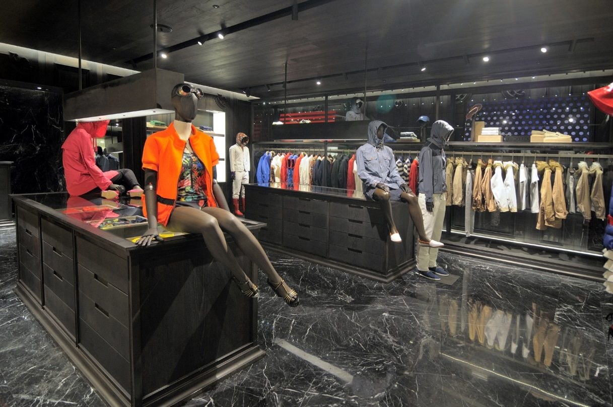 Moncler Seoul Korea — interior by HDG