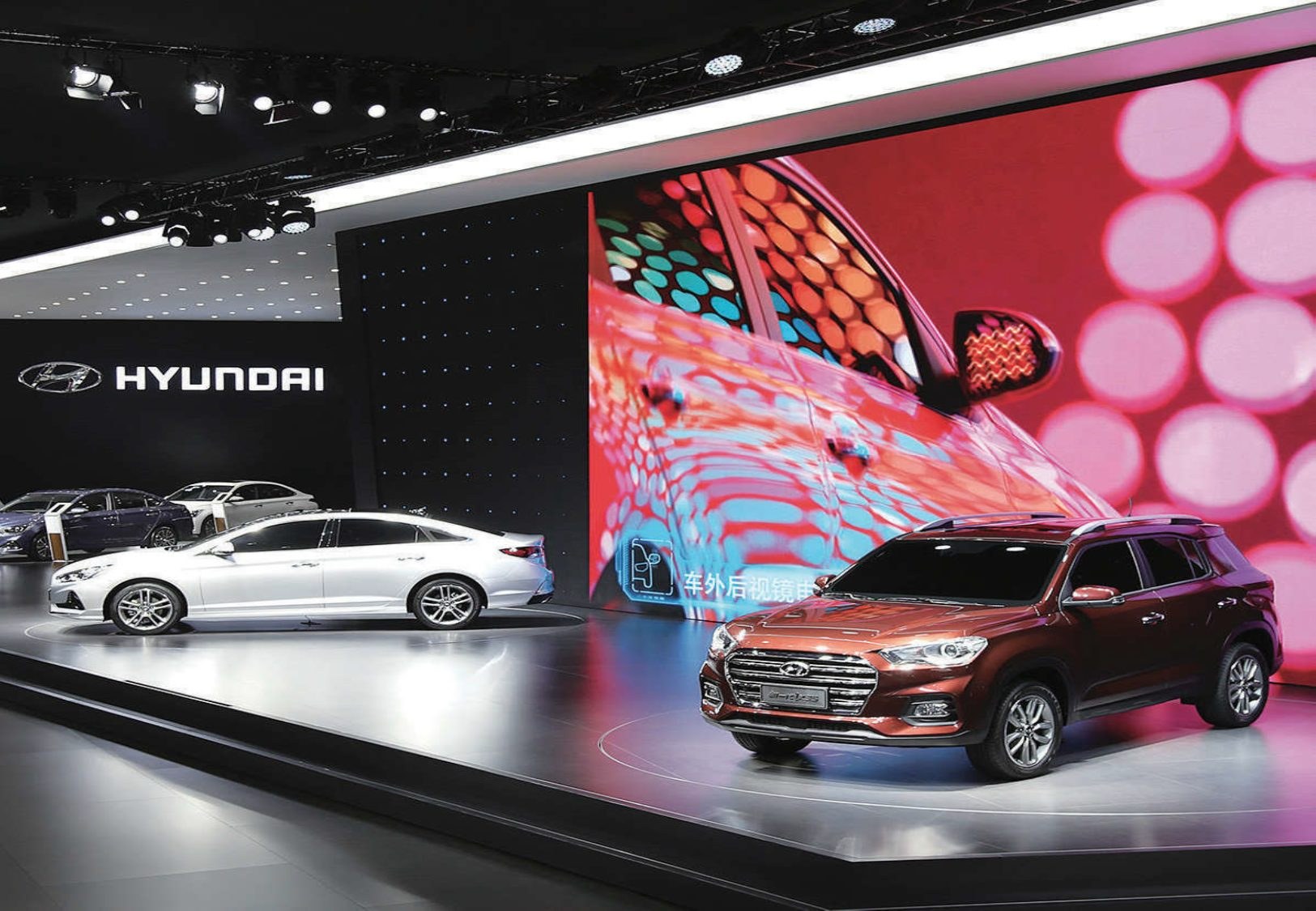 Auto Expo India KIA Pavilion — interior by HDG