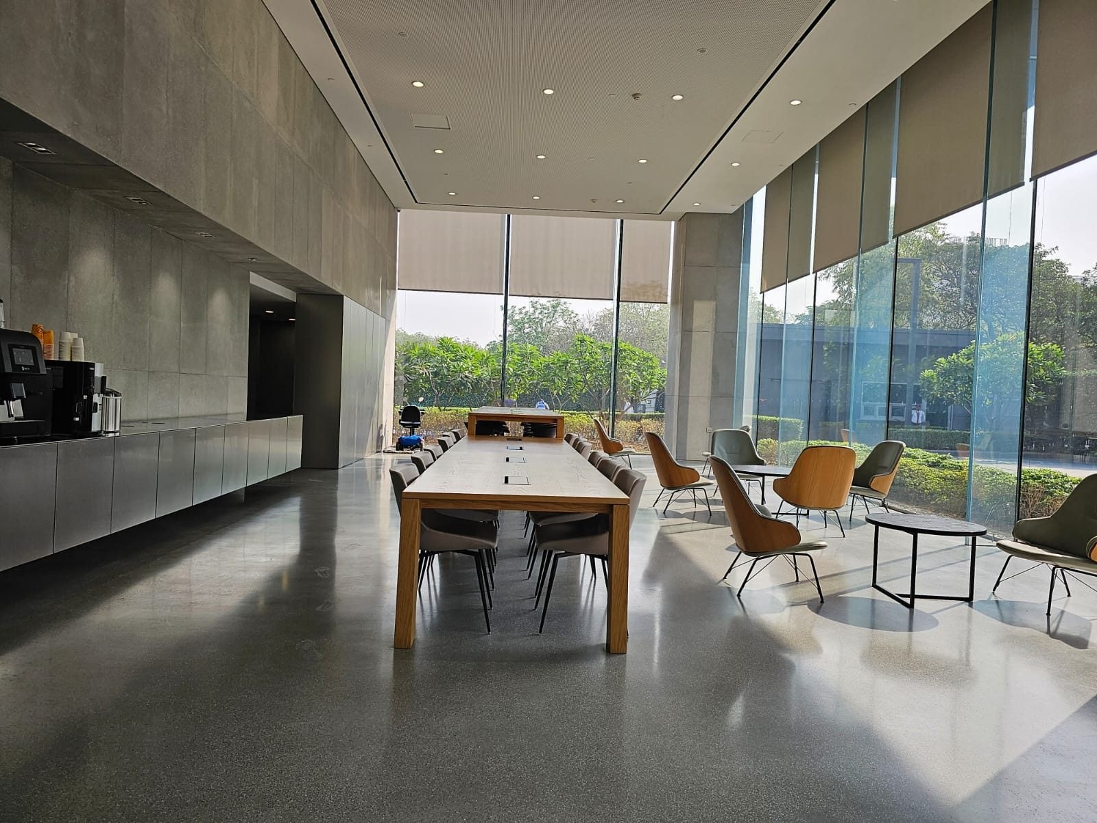 Hyundai India Head Quarter Building — interior by HDG