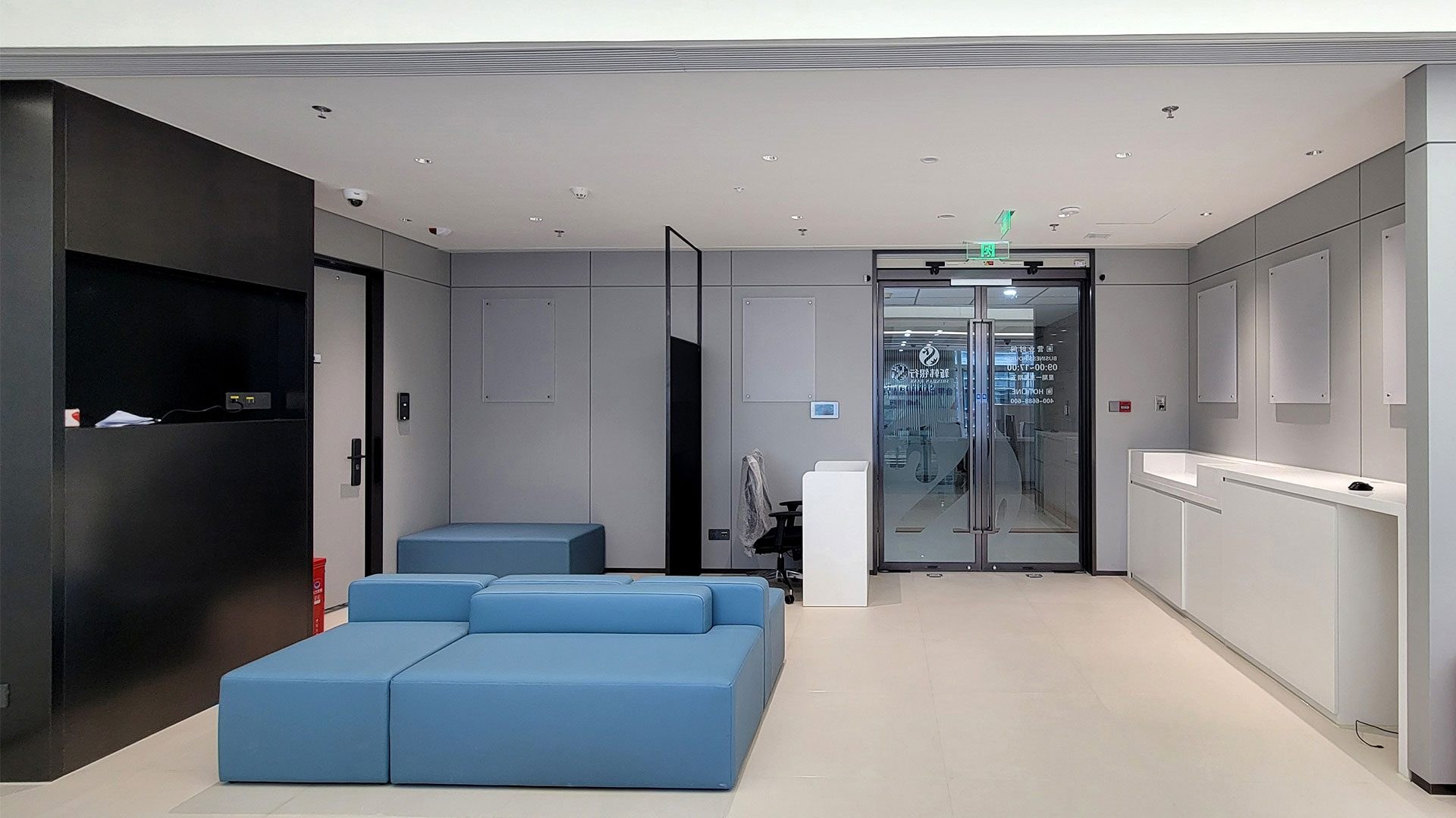 Shinhan BANK Beijing — interior by HDG