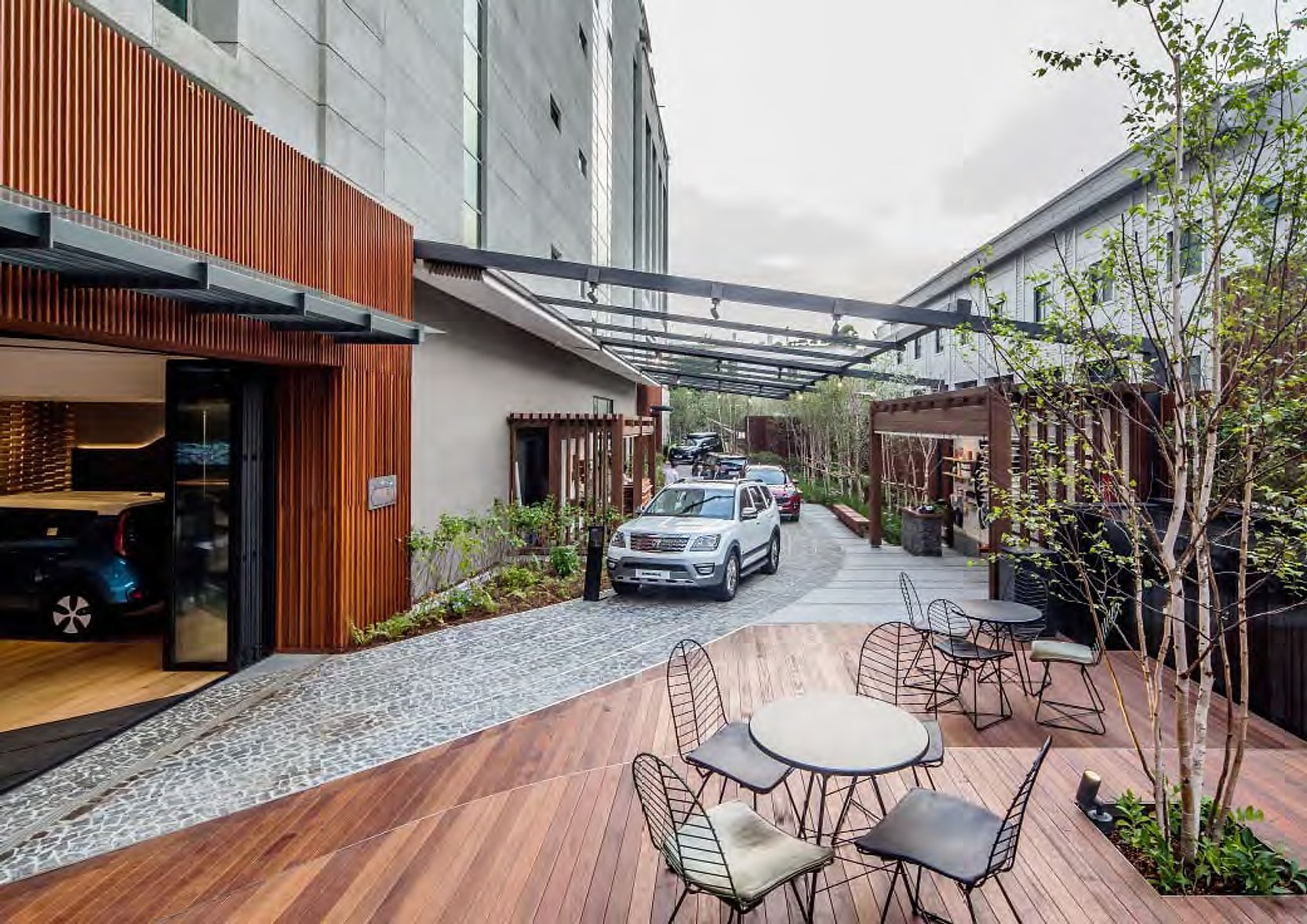 KIA Motor BEAT360 Seoul Korea — by HDG
