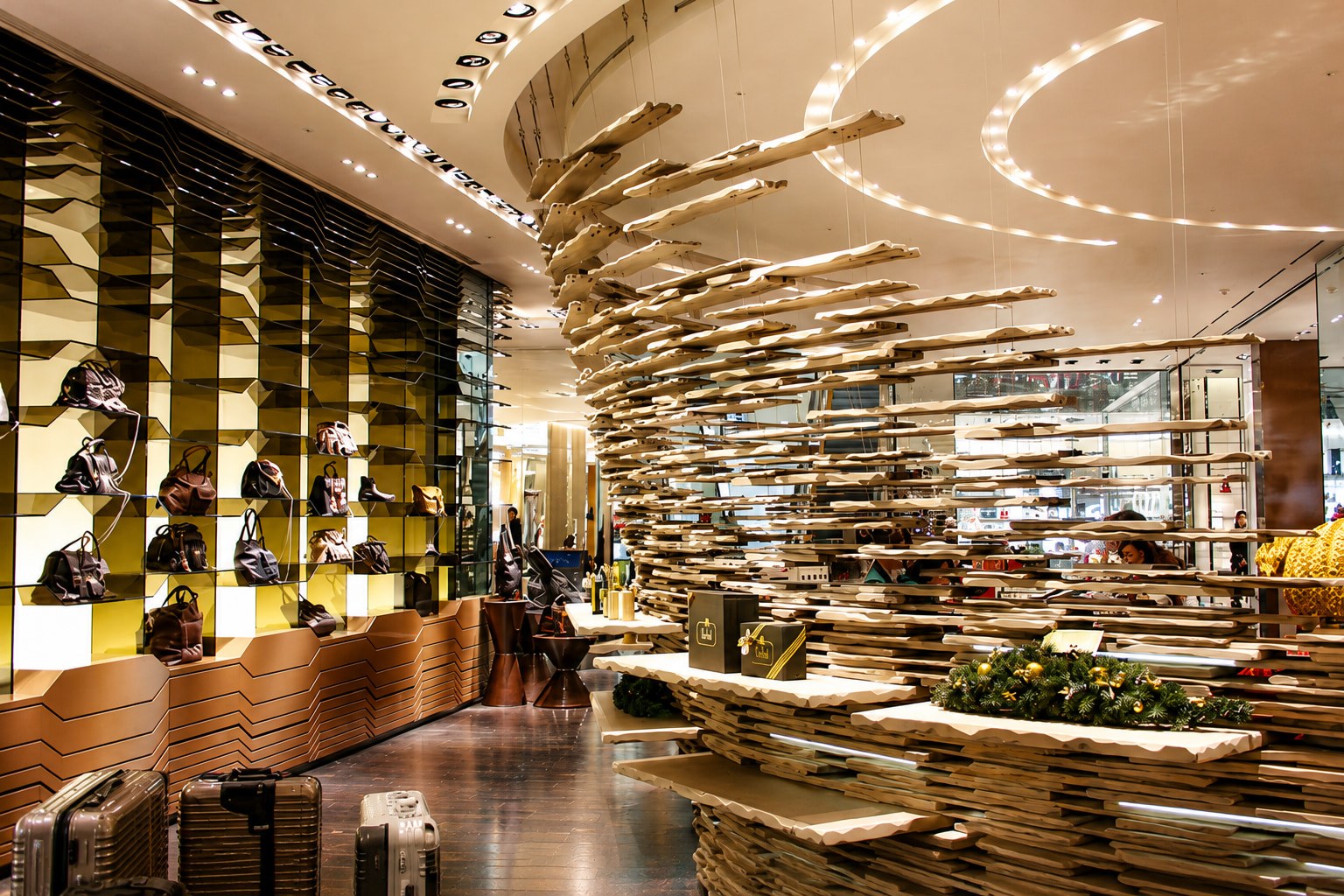 Lotte Department Store Pusan Korea — by HDG