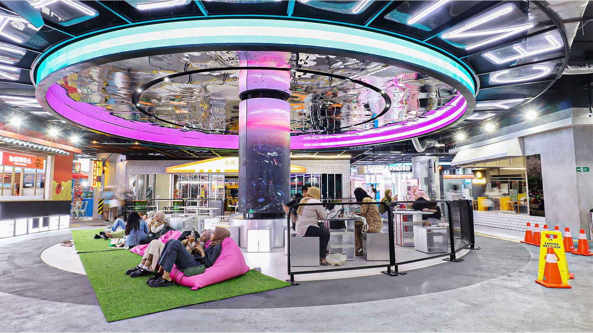 Lotte Shopping Avenue Alley, Indonesia — by HDG