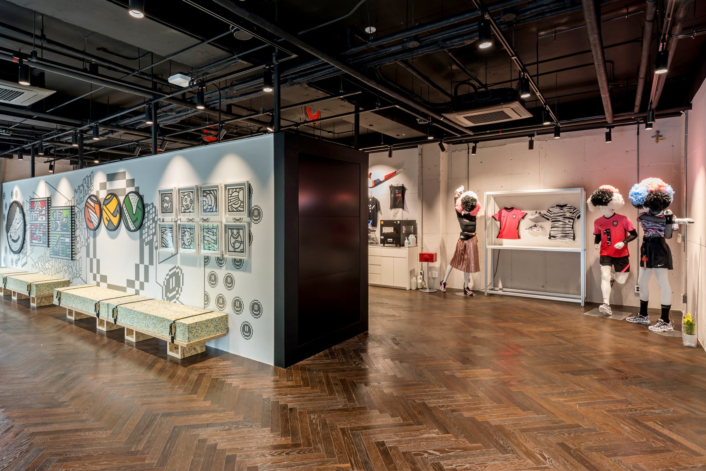 NIKE Circle 81 Seoul Korea — by HDG