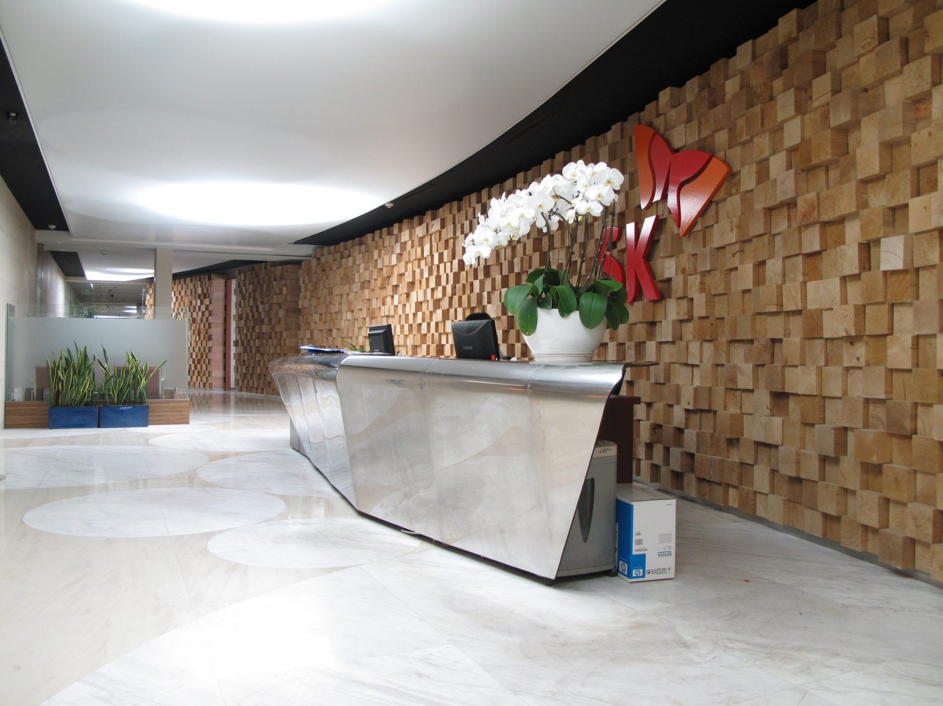 SK Tower 25F, 26F Office Beijing China — interior by HDG